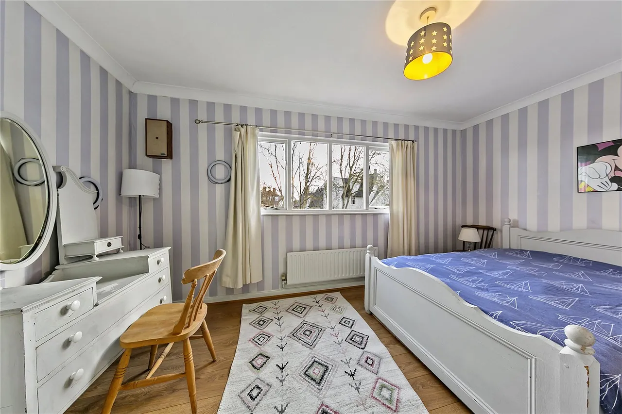 Millside Place, Old Isleworth, TW7, photo 13