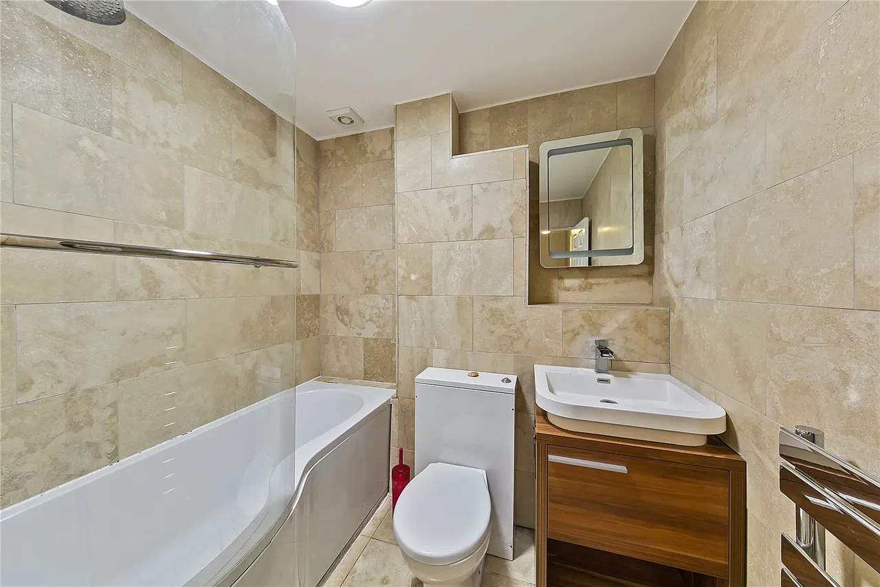 Millside Place, Old Isleworth, TW7, photo 15