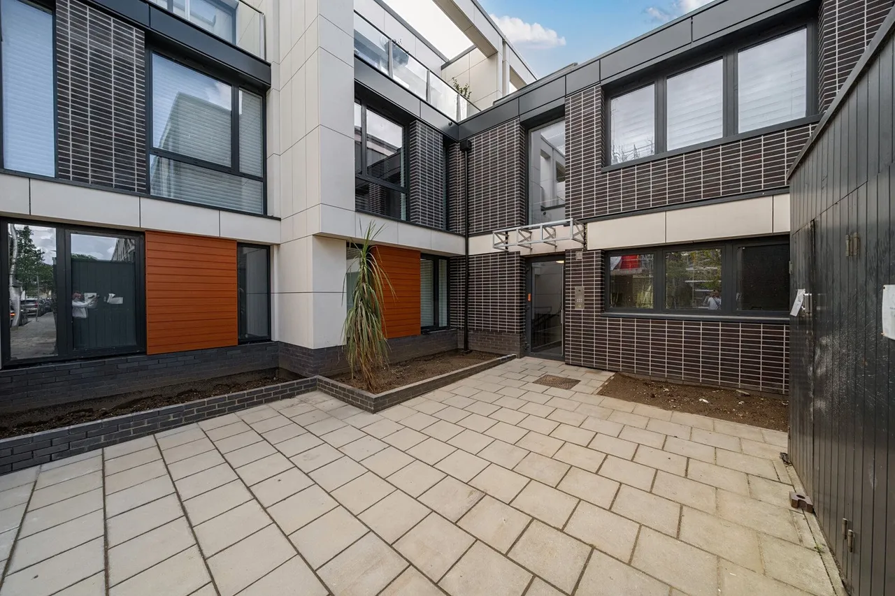 Hawthorne Crescent, SE10, photo 14