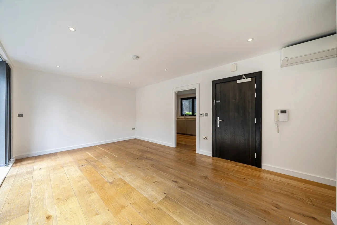 Hawthorne Crescent, SE10, photo 20