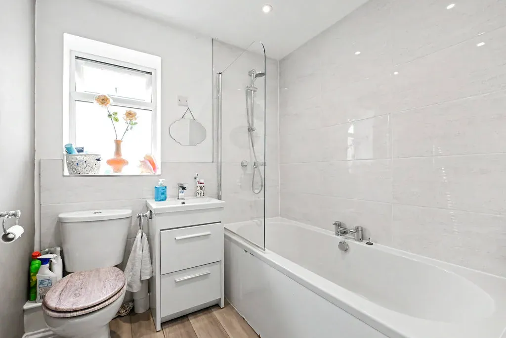 Weston Road, Aston Clinton, Aylesbury, Buckinghamshire, HP22 5EJ, photo 10