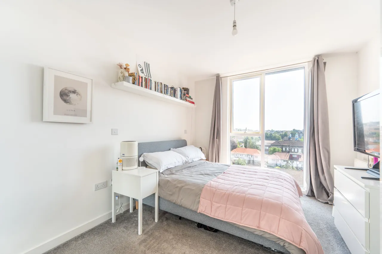 London, NW10, photo 11