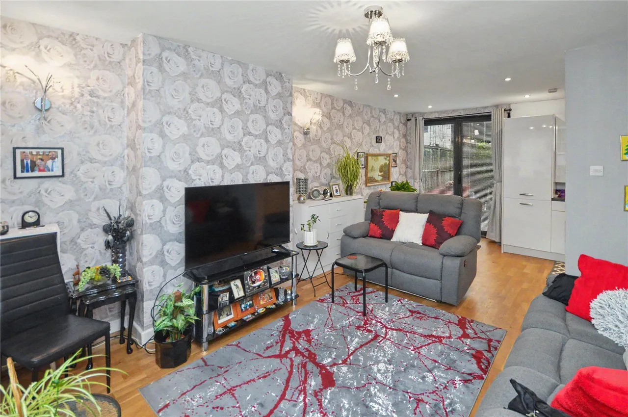 Blakeney Grove, Leeds, LS10, photo 2