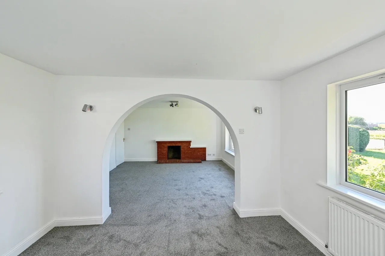 High Road, Newton-in-the-Isle, Cambridgeshire, PE13, photo 4