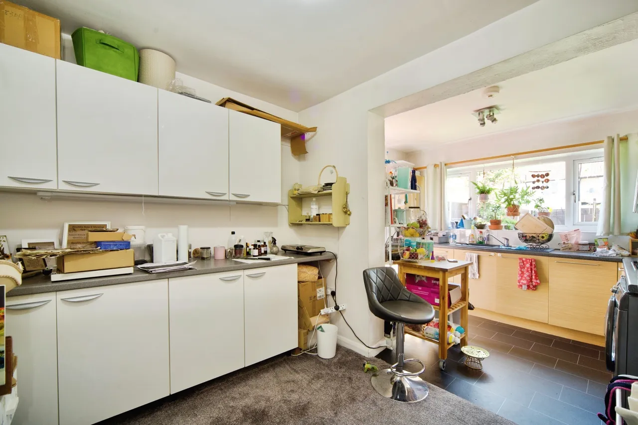 Bentry Close, Dagenham, photo 2