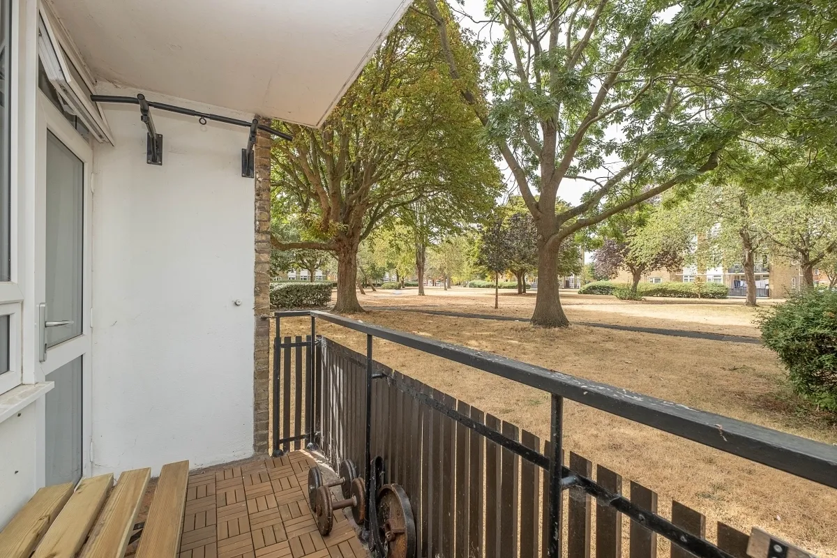 Strathdon Drive London SW17, photo 7