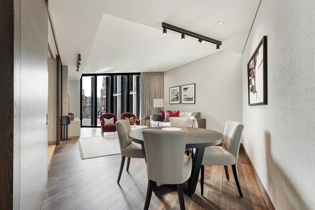 One Hyde Park, 100 Knightsbridge, London, photo 4