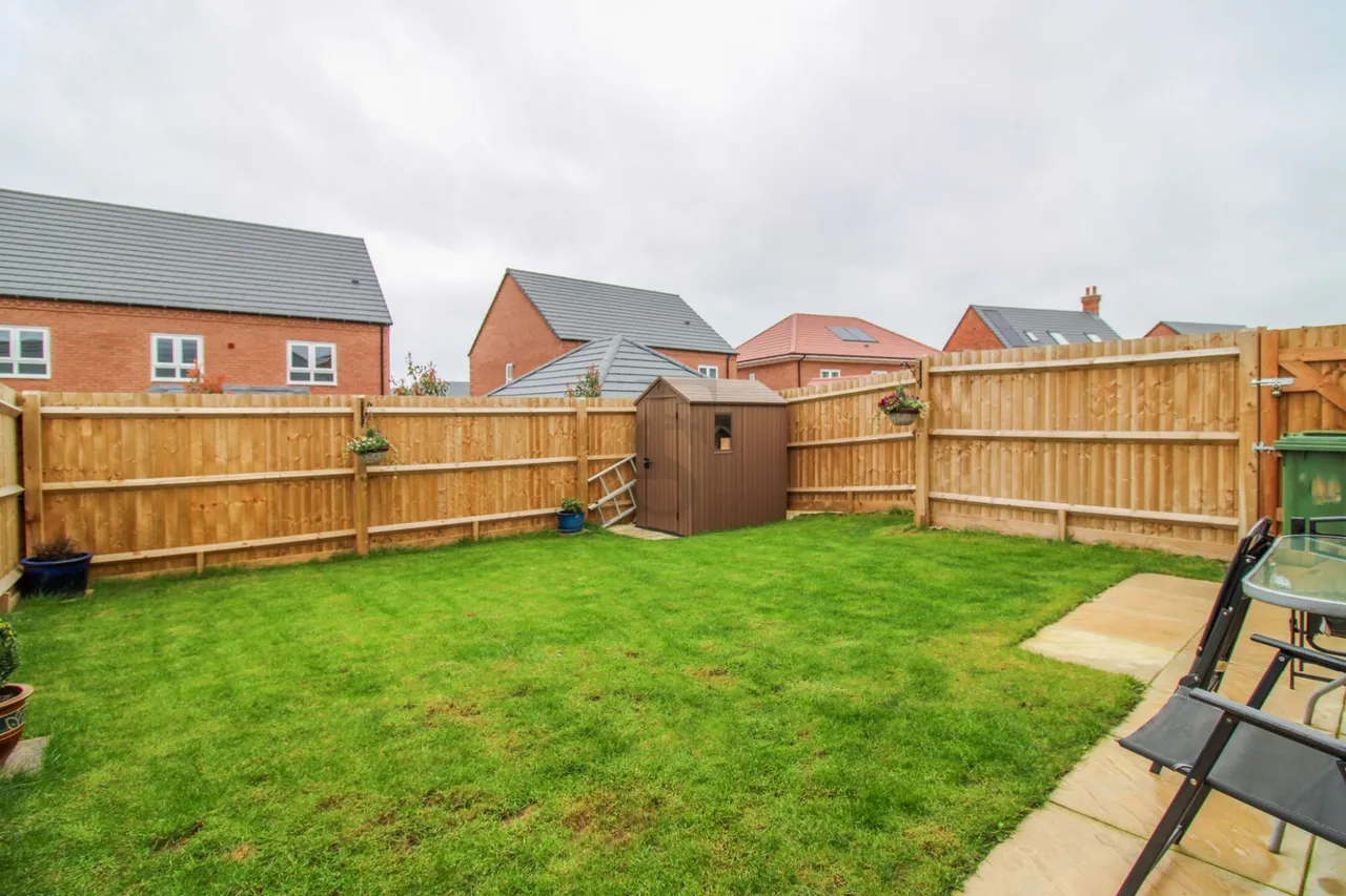 Inver Road, New Lubbesthorpe, LE19, photo 8