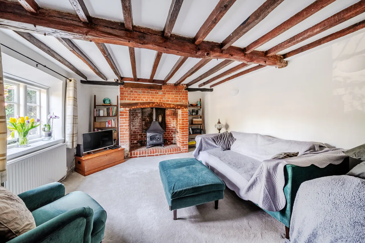 Upper Hale Road, Farnham, GU9, photo 2