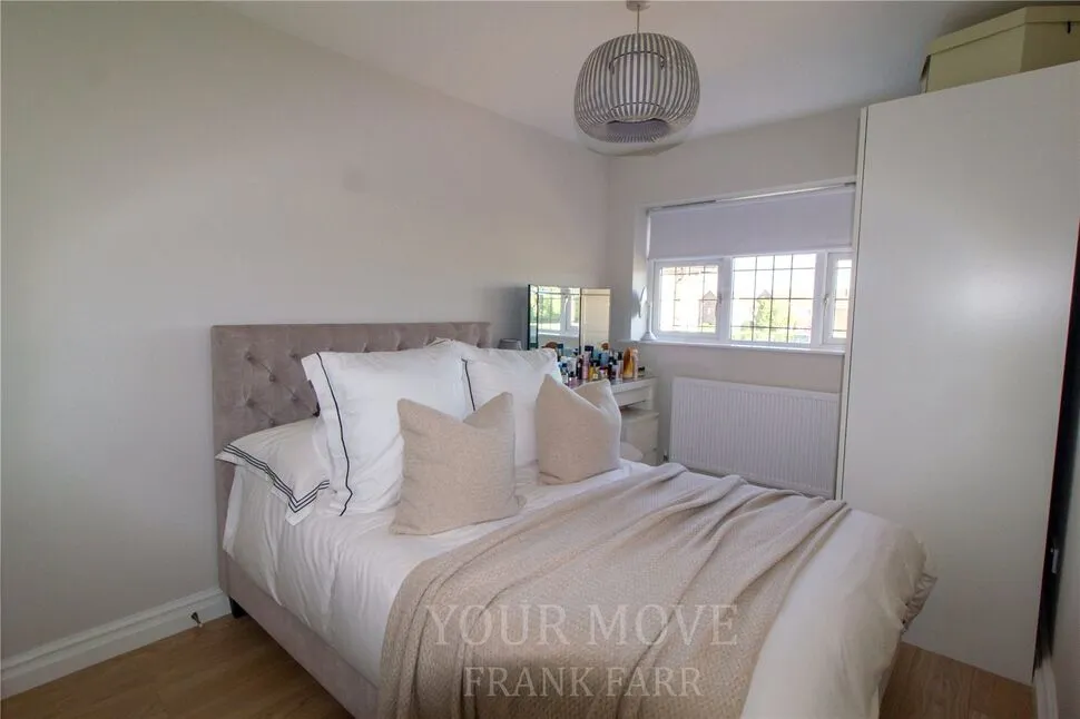 Kempe Close, Slough, Berkshire, SL3, photo 12