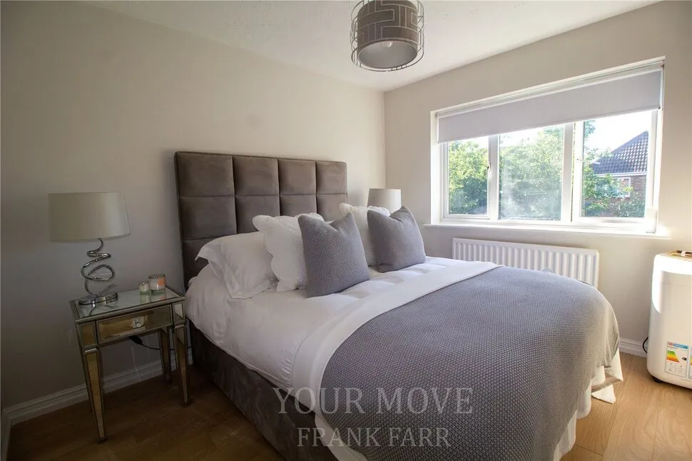 Kempe Close, Slough, Berkshire, SL3, photo 11