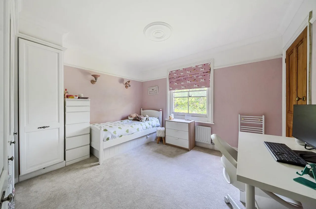 Distinguished Detached Edwardian Residence, East Malling, photo 21