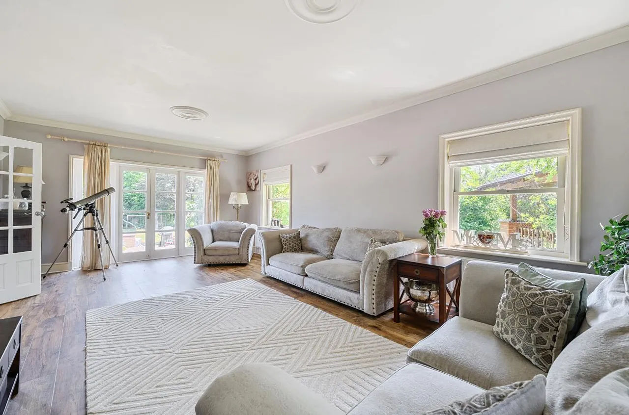 Distinguished Detached Edwardian Residence, East Malling, photo 14