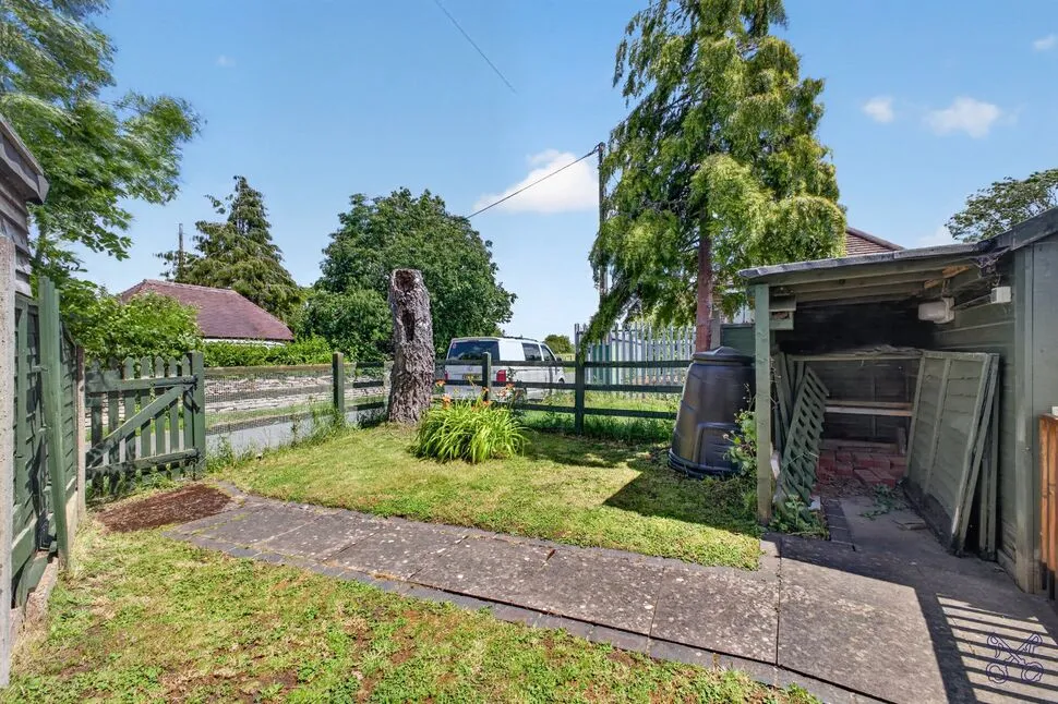 Blacksmiths Close, South Littleton, WR11, photo 19