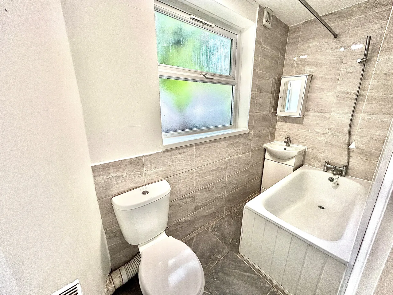 Lancaster Road, Walthamstow, E17, photo 5