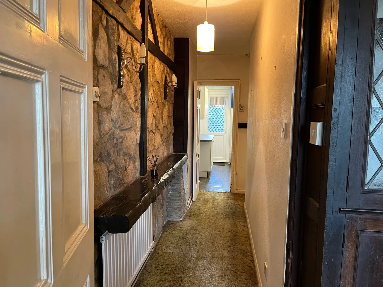Bonehurst Road, Horley, Surrey, RH6 8QQ, photo 9