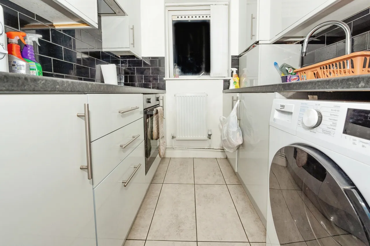 Inkerman Street, Luton, Bedfordshire, LU1, photo 5