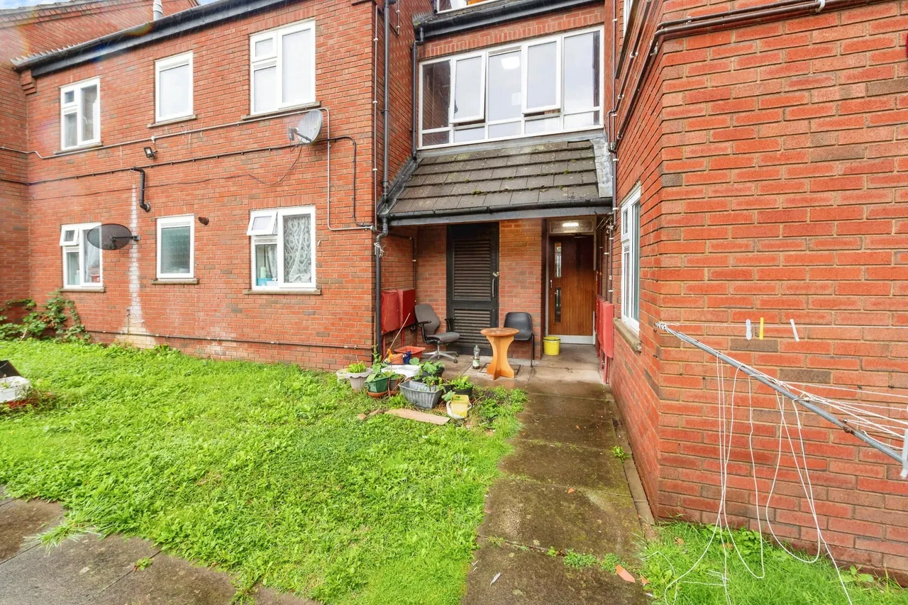 Inkerman Street, Luton, Bedfordshire, LU1, photo 8
