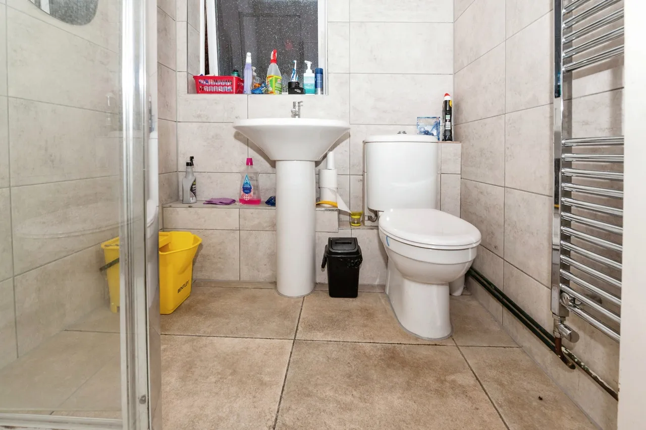 Inkerman Street, Luton, Bedfordshire, LU1, photo 6