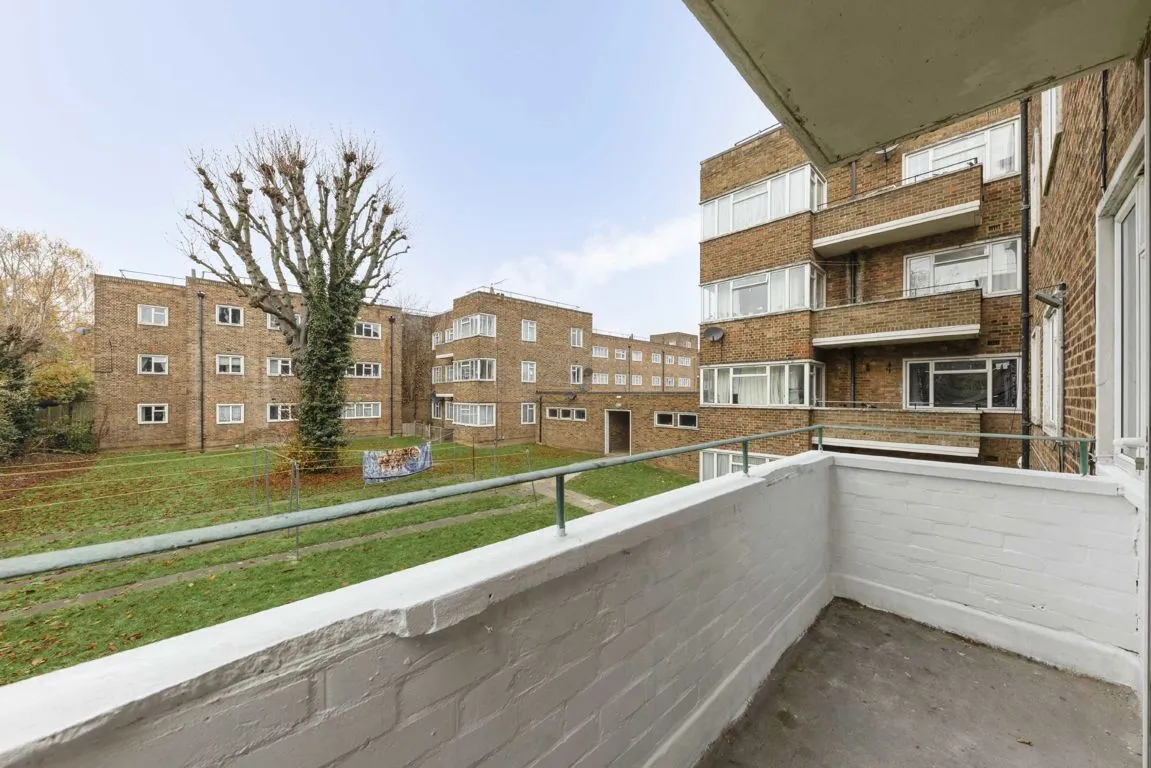 Gap Road, SW19, photo 6