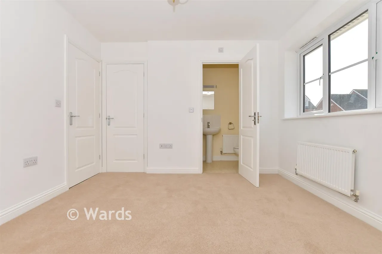 Scholars Close, Deal, CT14, photo 15