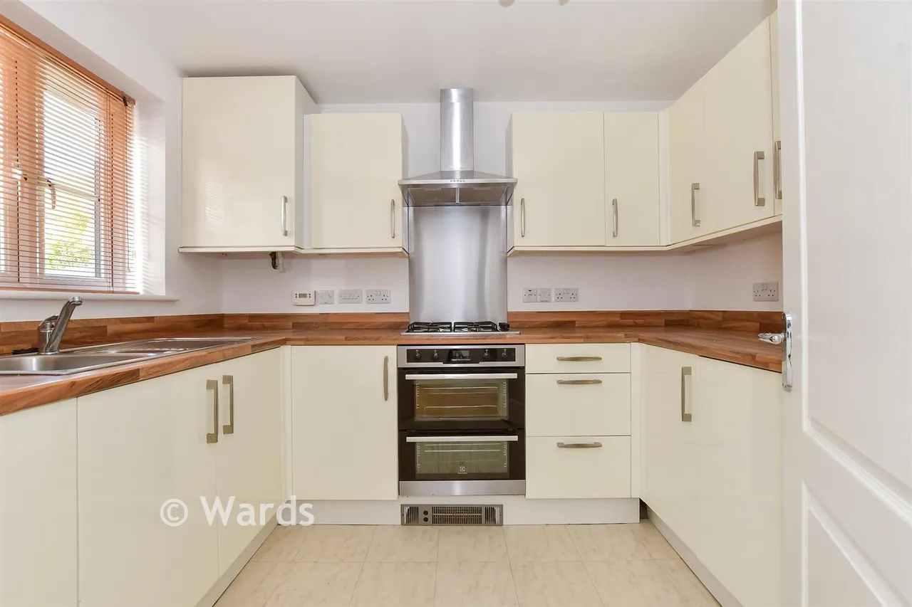Scholars Close, Deal, CT14, photo 11