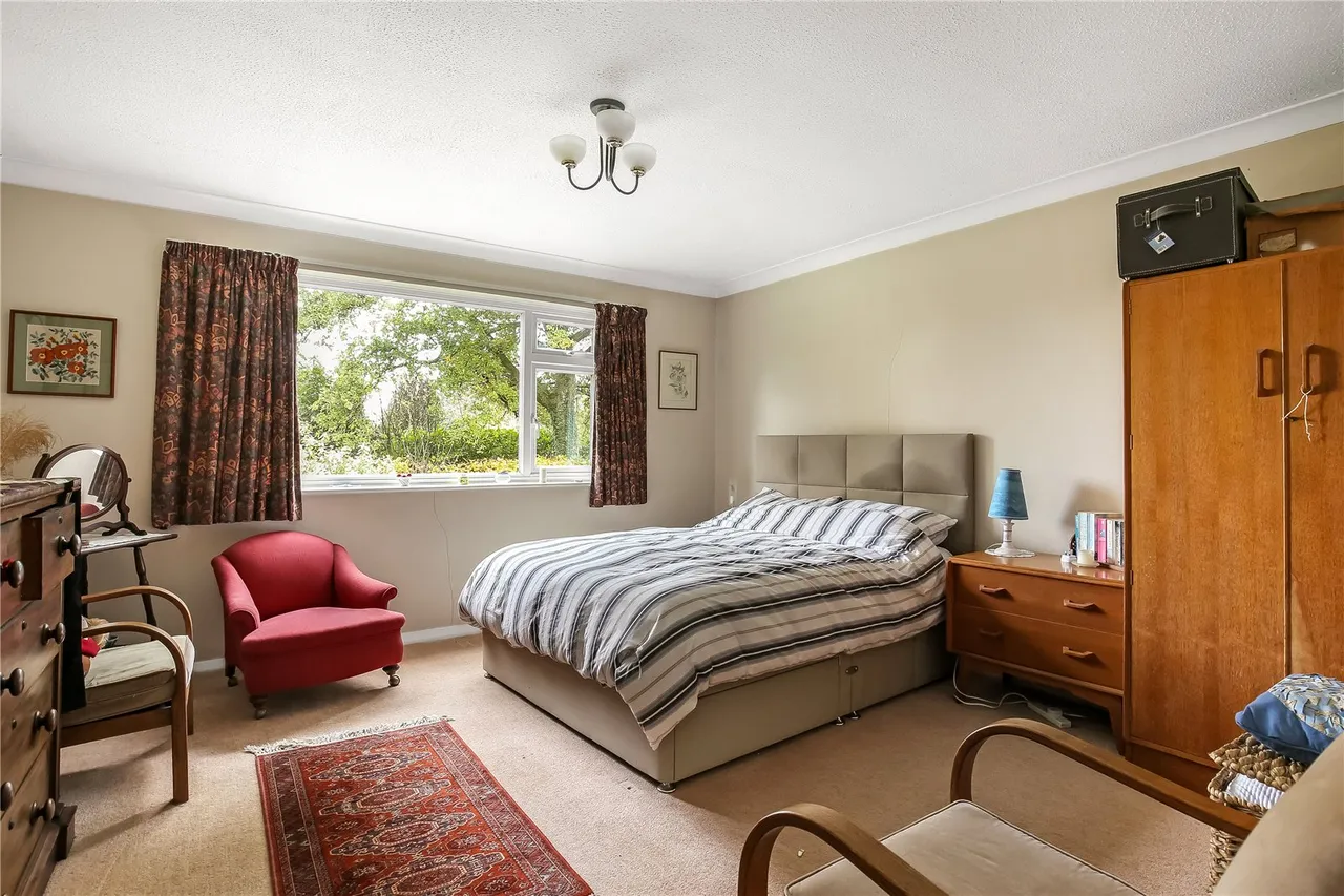 Saunders Lane, Awbridge, Romsey, Hampshire, SO51 0GP, photo 16