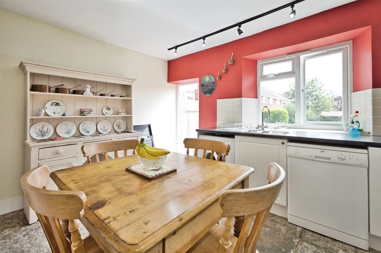 Lang Road, Crewkerne, TA18, photo 15