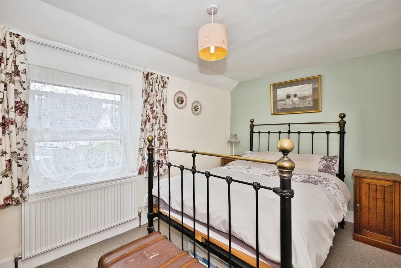 Lang Road, Crewkerne, TA18, photo 5