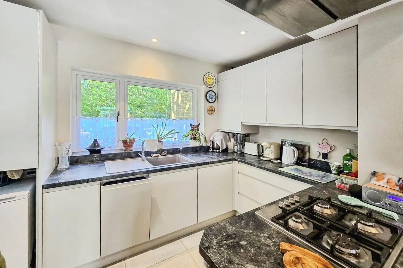 Chandlers Road, Ash Vale, Surrey, GU12 5DX, photo 17