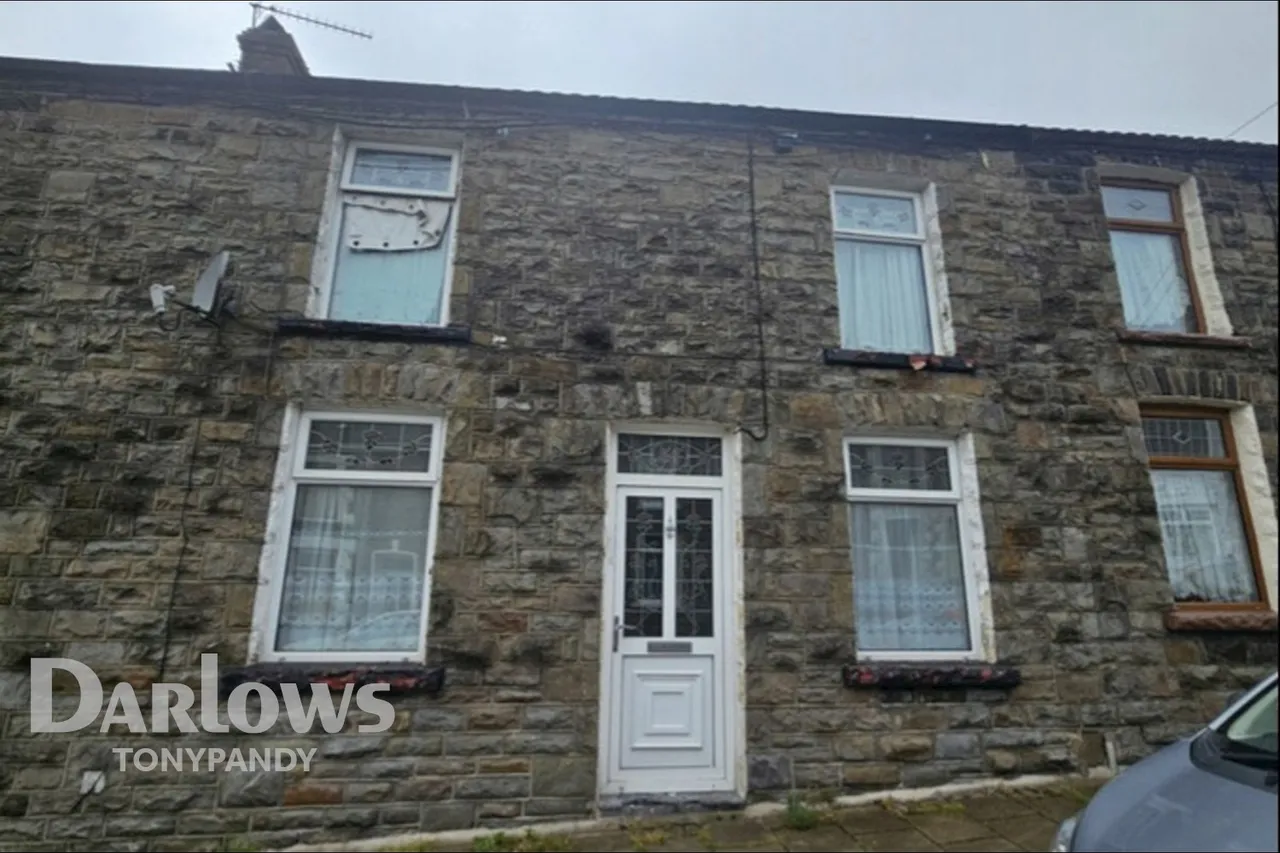 2 bed house for sale, Edmondes Street, Tylorstown, CF43