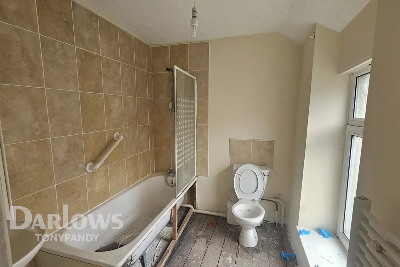 Edmondes Street, Tylorstown, CF43, photo 11