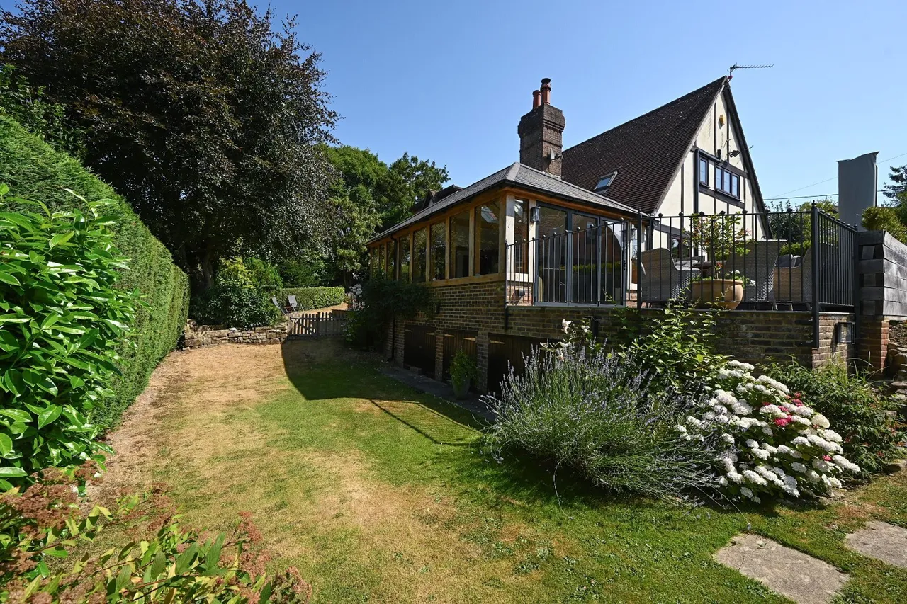 Coach and Horses Lane, Danehill, RH17, photo 24