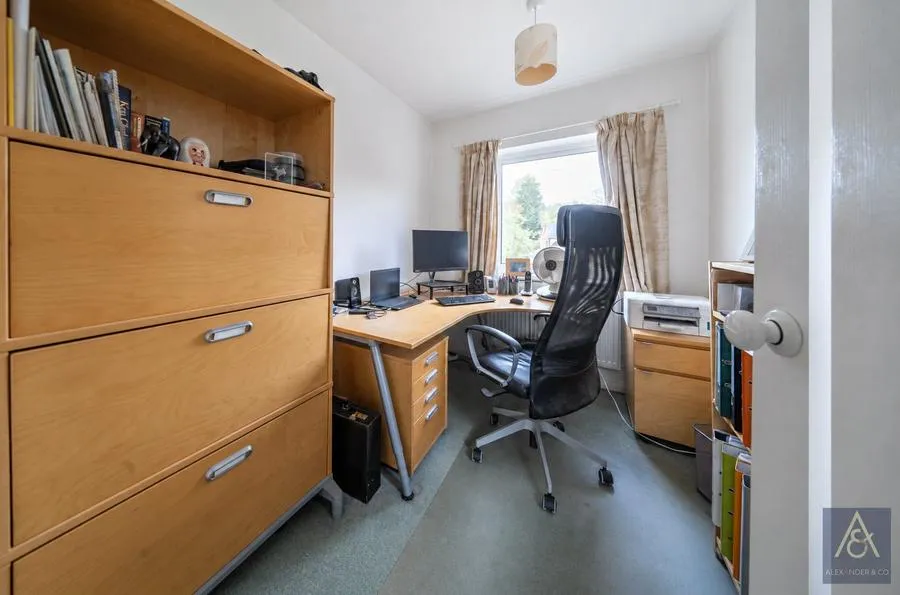 Chapel Lane, Thornborough, MK18, photo 21