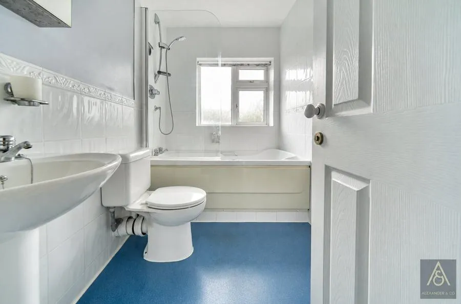 Chapel Lane, Thornborough, MK18, photo 9