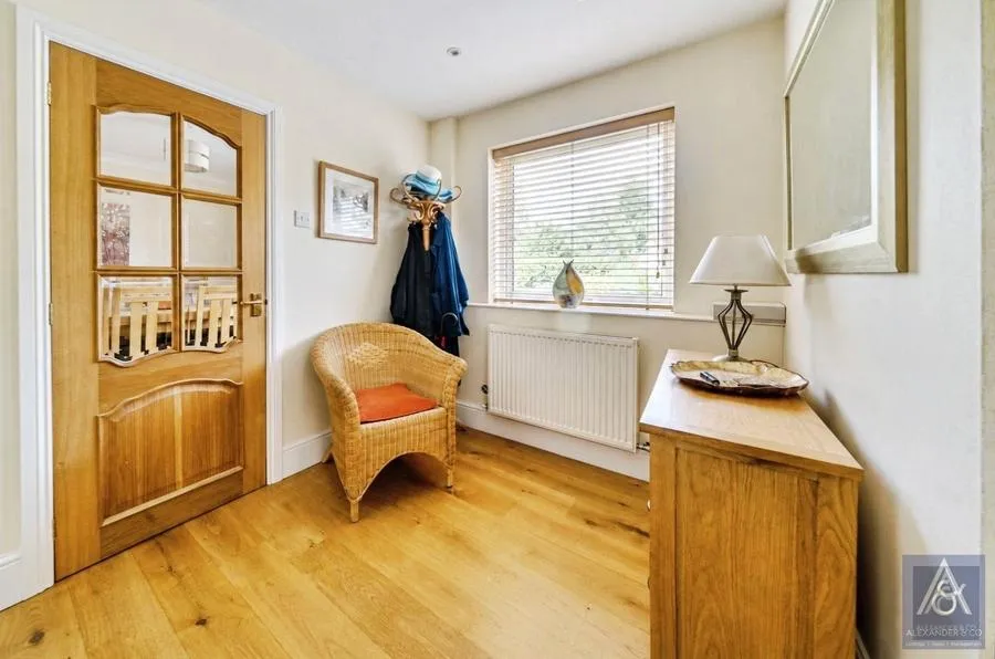 Chapel Lane, Thornborough, MK18, photo 25