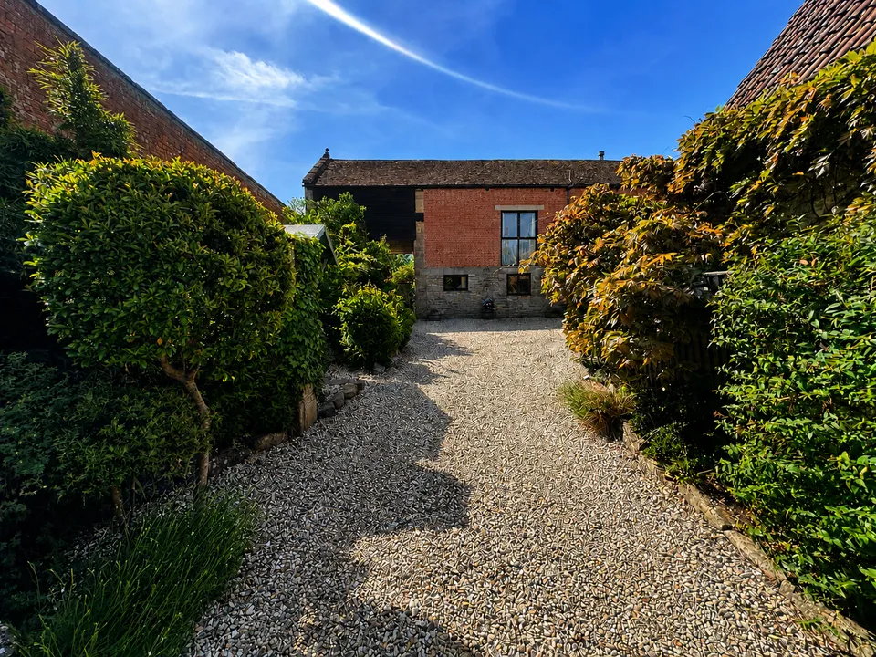 3 bed barn conversion for sale, Folly Road, Kingsbury Episcopi