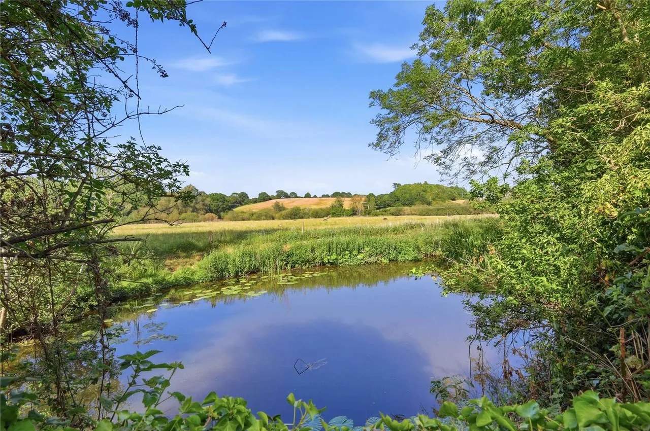 Thorington Street, Stoke By Nayland, Suffolk, CO6 4SS, photo 2