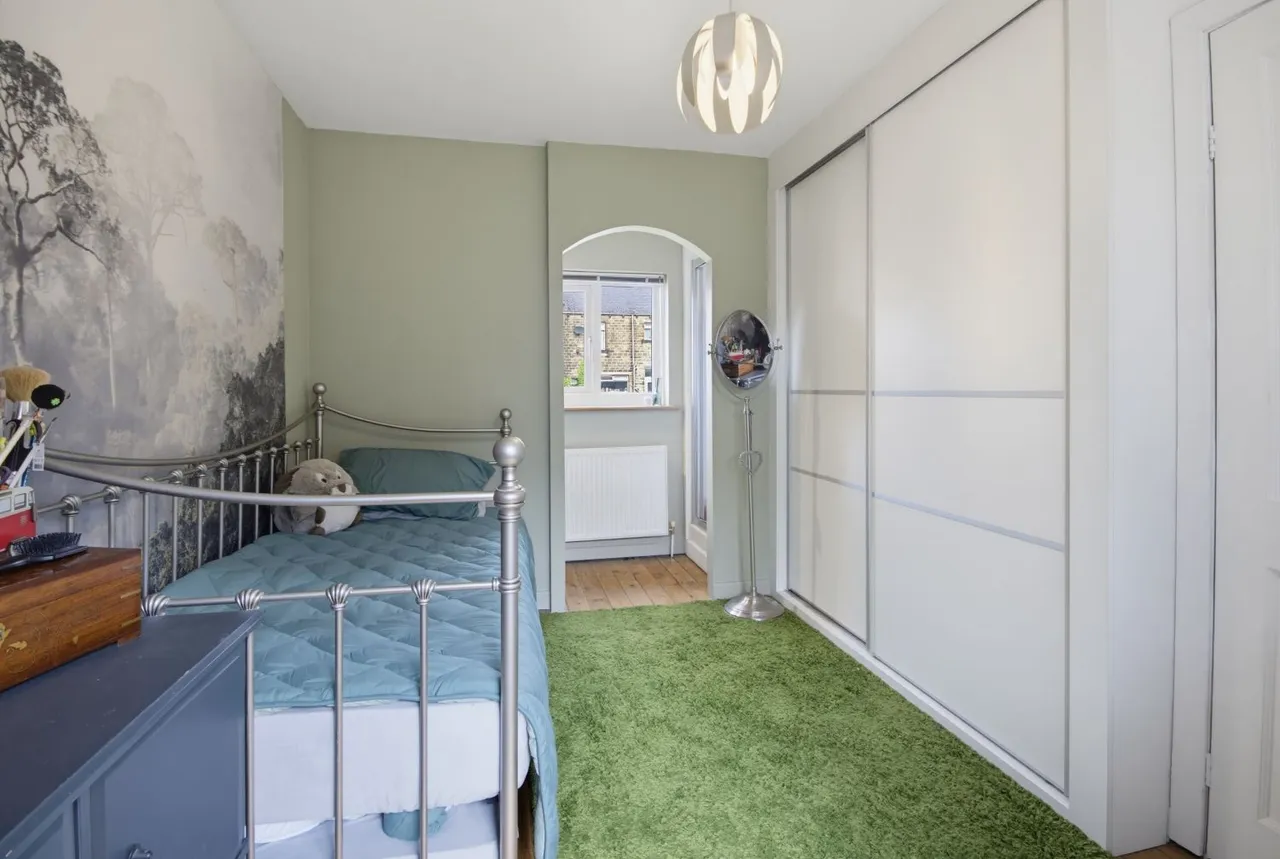 Dalmeny Avenue, Huddersfield, HD4, photo 11