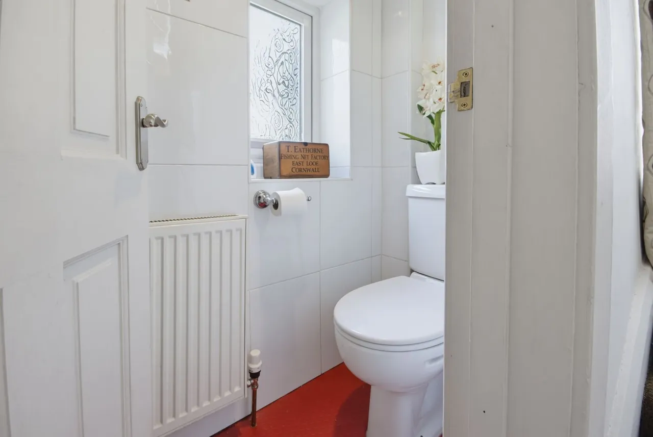 Dalmeny Avenue, Huddersfield, HD4, photo 13