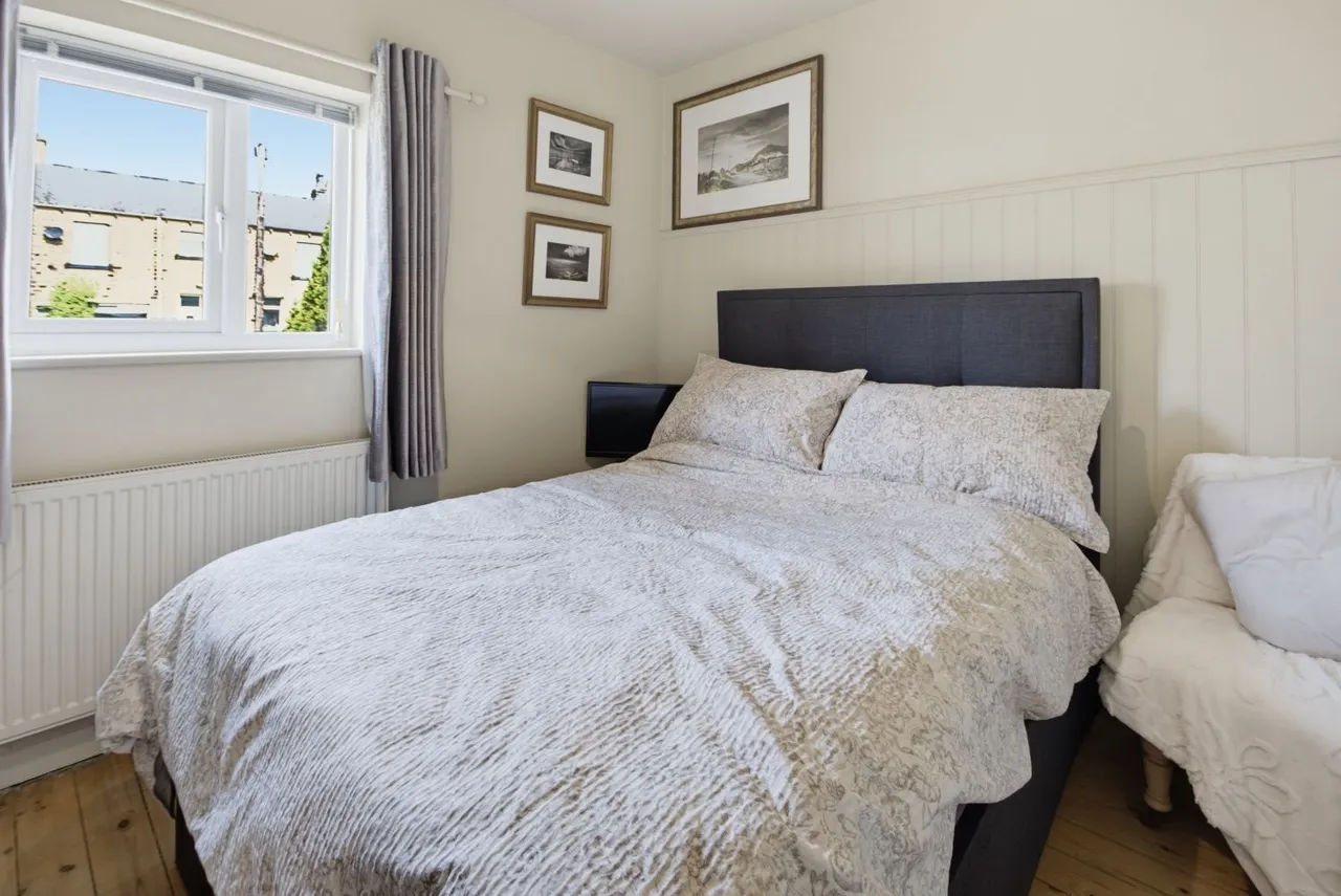 Dalmeny Avenue, Huddersfield, HD4, photo 16