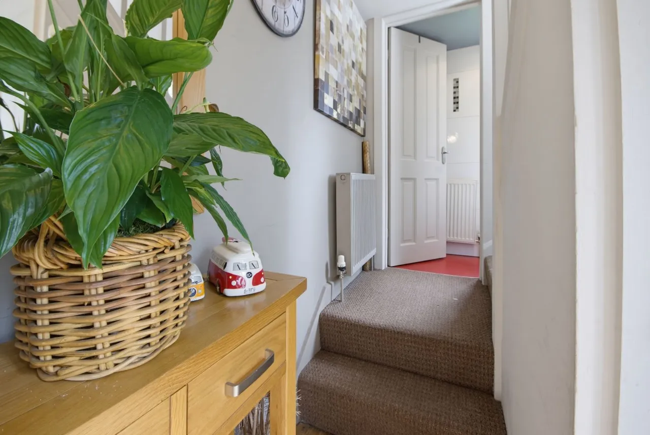 Dalmeny Avenue, Huddersfield, HD4, photo 21