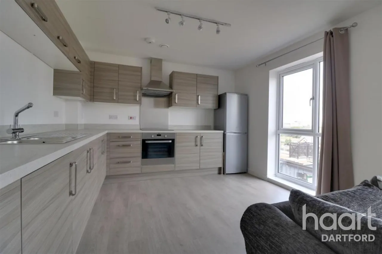 2 bed flat for sale, Little Brights Road, Belvedere, DA17