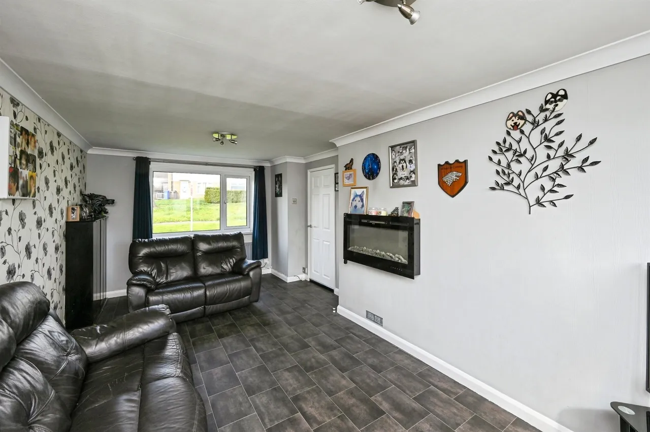 Carlton Close, Mosborough, Sheffield, photo 2