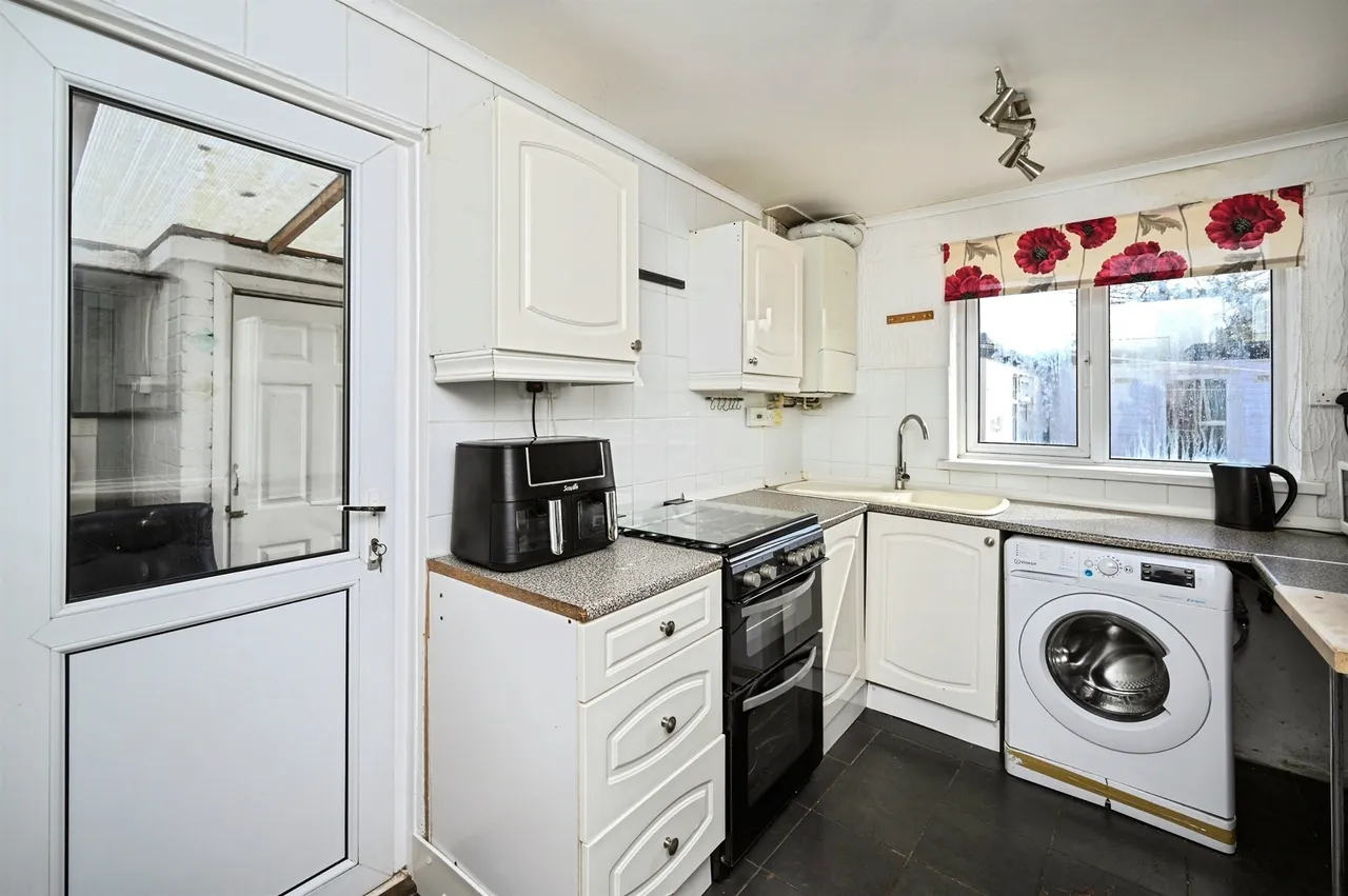 Carlton Close, Mosborough, Sheffield, photo 4