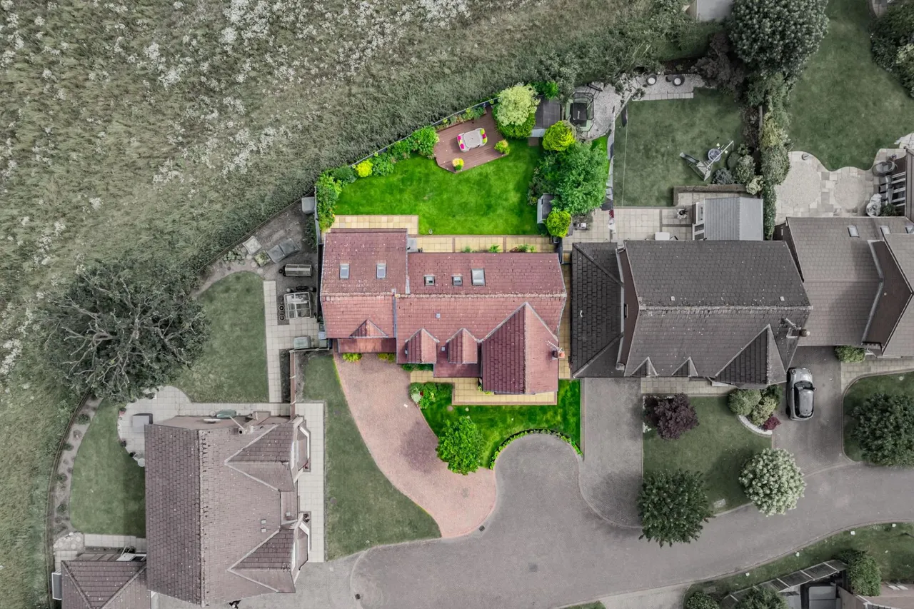 Petersfield Gardens, Culcheth, WA3, photo 2