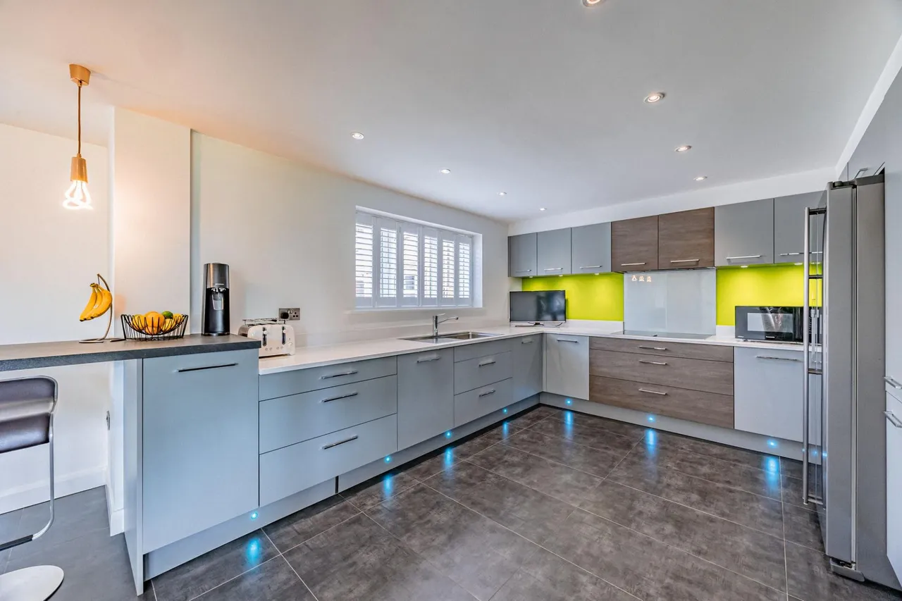 Petersfield Gardens, Culcheth, WA3, photo 10