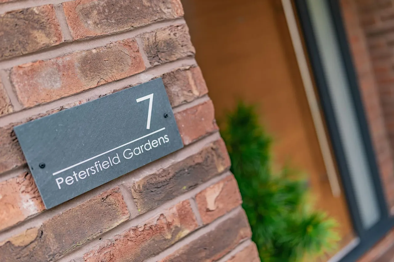 Petersfield Gardens, Culcheth, WA3, photo 4