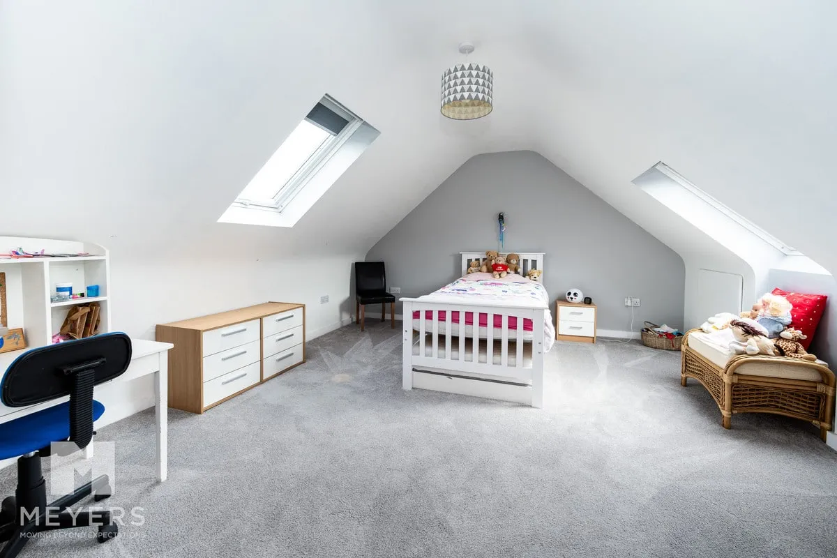 Burton Close, Ashley Heath, BH24, photo 15