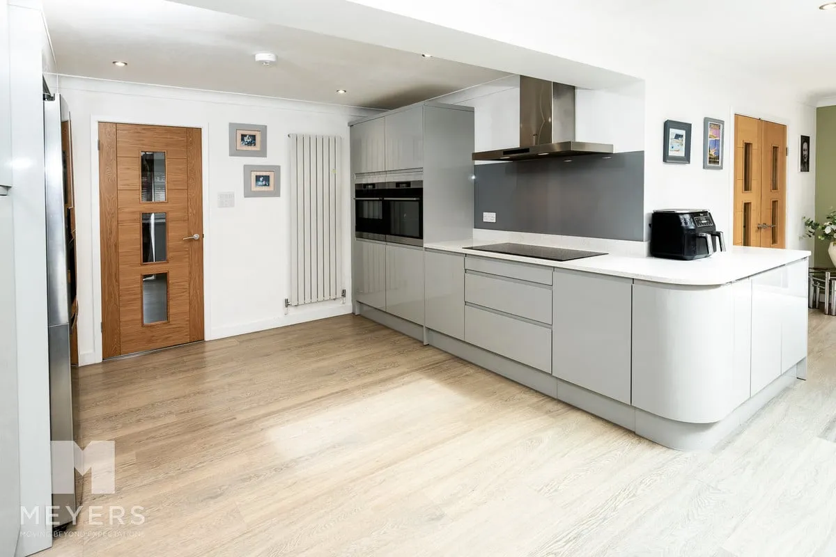 Burton Close, Ashley Heath, BH24, photo 27
